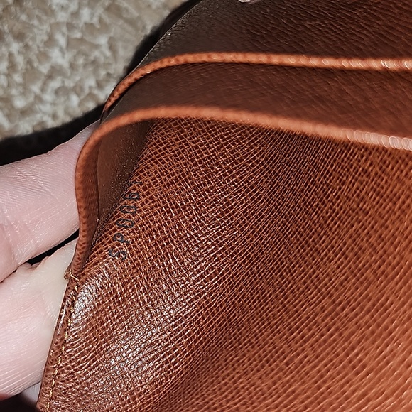 SOLD!!!  Louis Vuitton Monogram Porte Papier Zipper Bifold Wallet EUC with COA - Picture 15 of 15